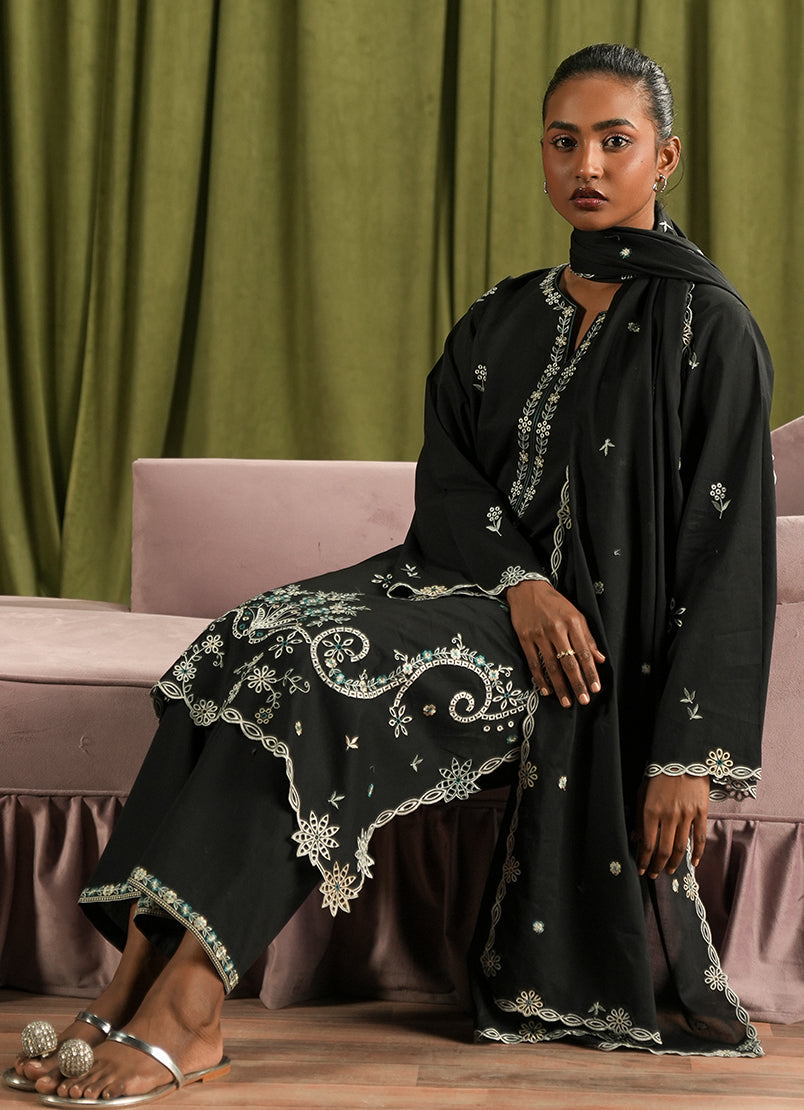 3-pc-embroidered-suit