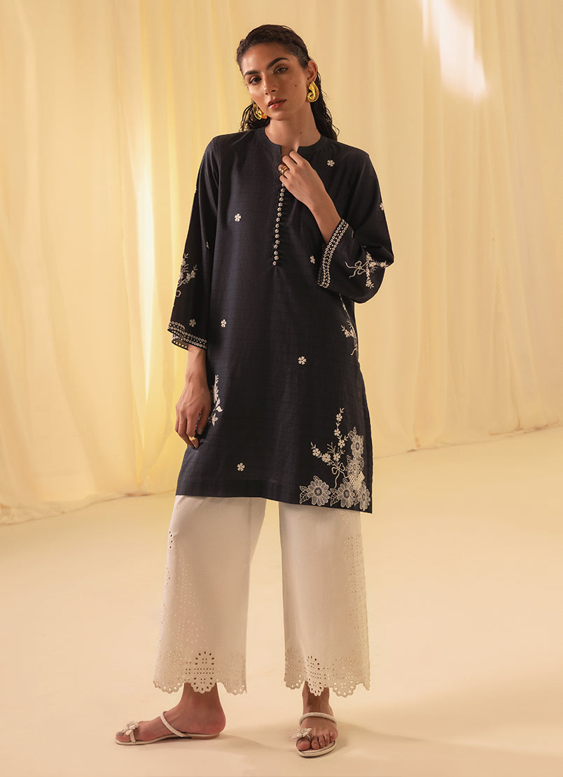 embroidered-kurta