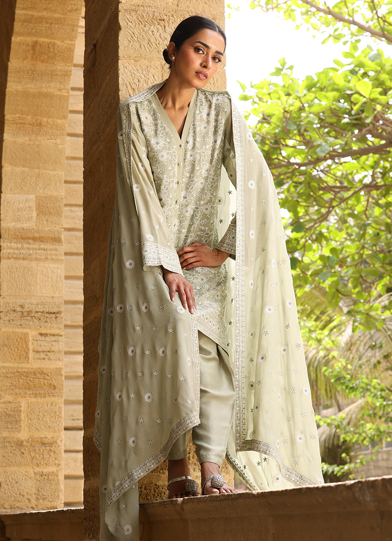 3-pc-chiffon-embroidered-suit