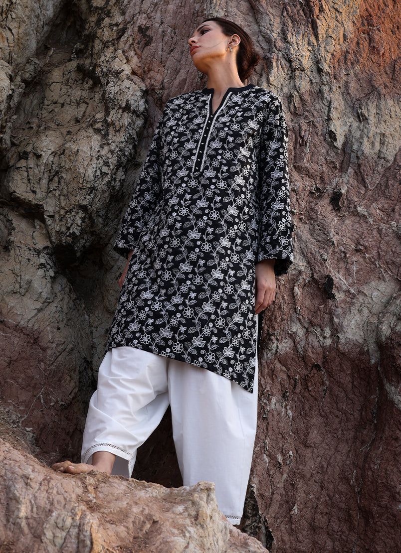 embroidered-kurta