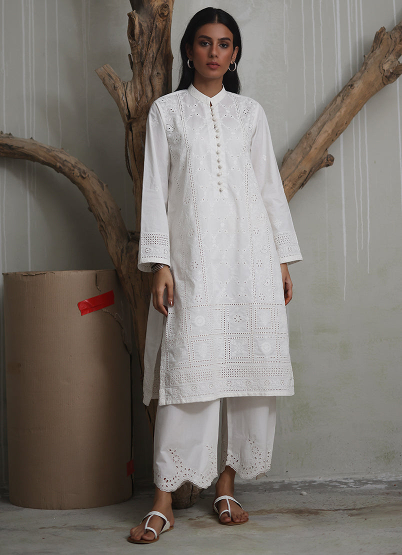 chikankari-embroidered-kurta