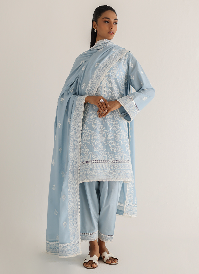 embroidered-kurta-set