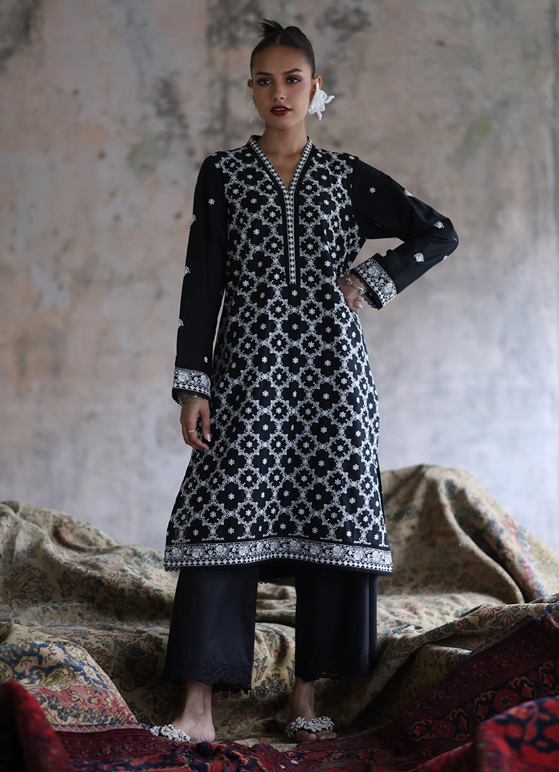 embroidered-kurta