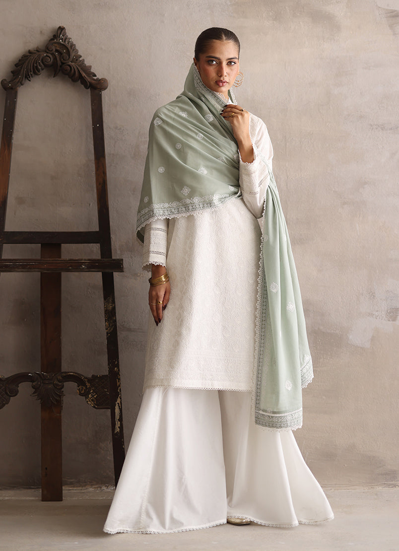 embroidered-kurta-with-embroidered-dupatta