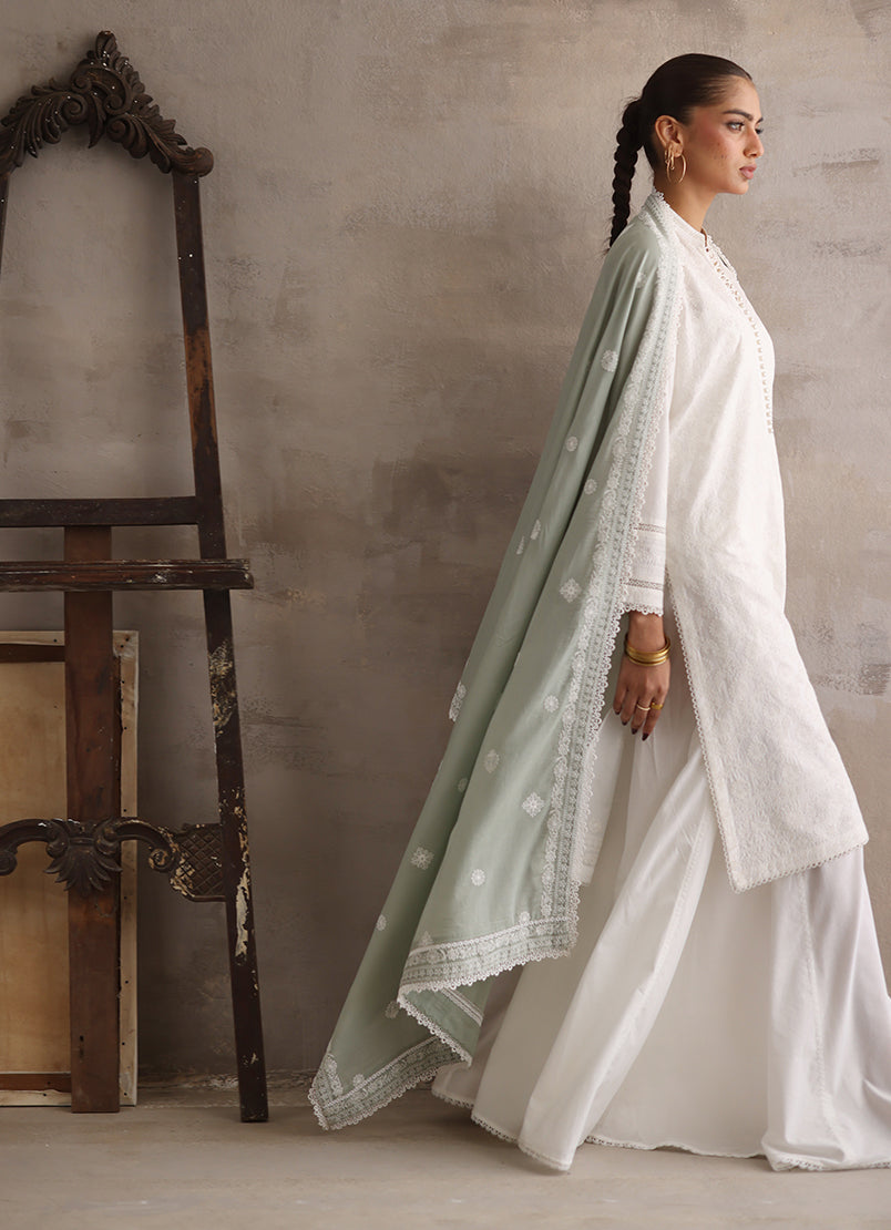 embroidered-kurta-with-embroidered-dupatta