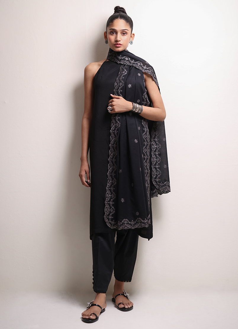 chikankari-dupatta