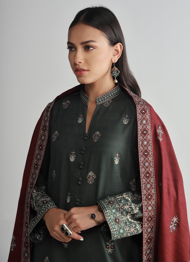 3-pc-embroidered-suit