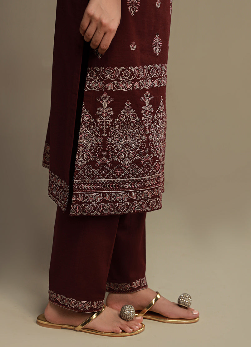 3-pc-khaddar-embroidered-suit