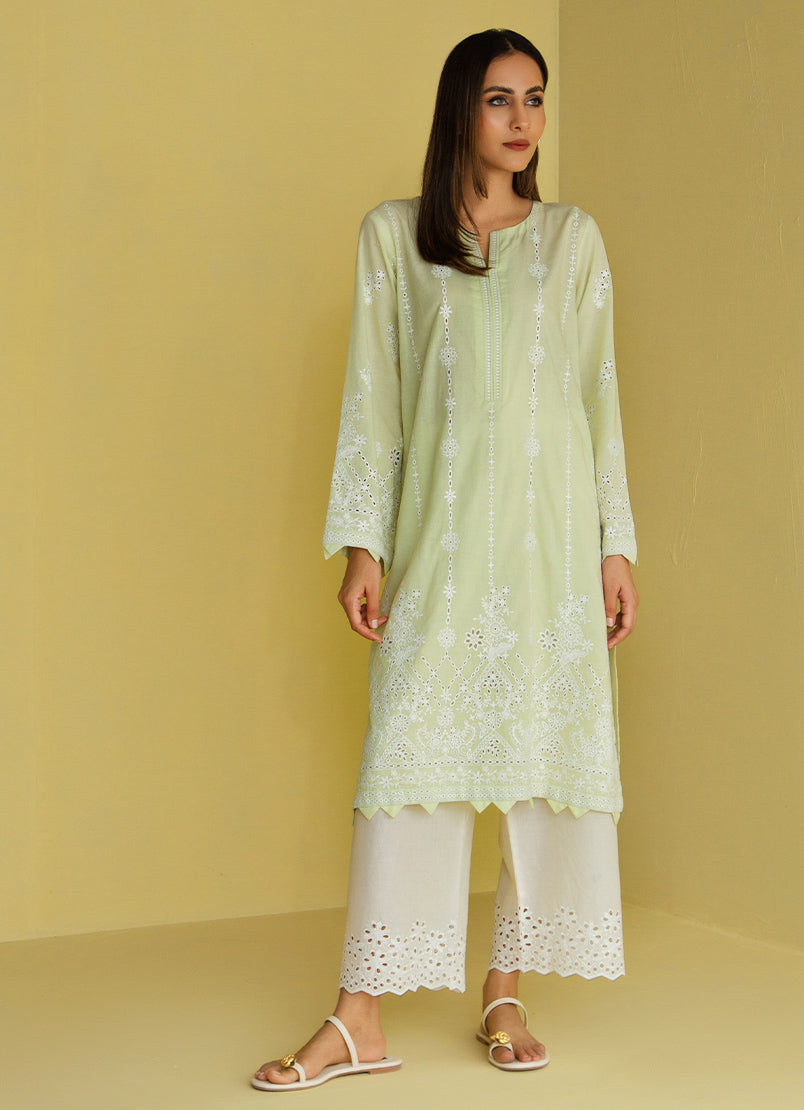 chikankari-embroidered-kurta