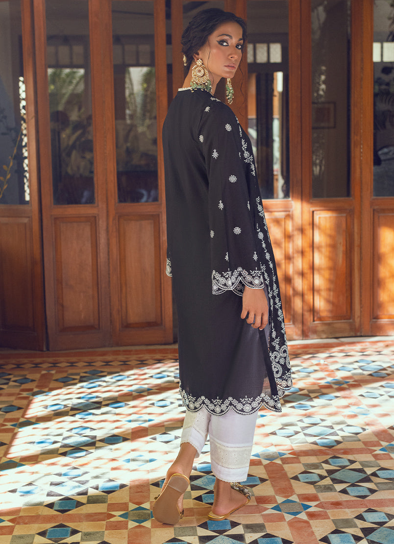 black-schiffli-embroidered-kurta