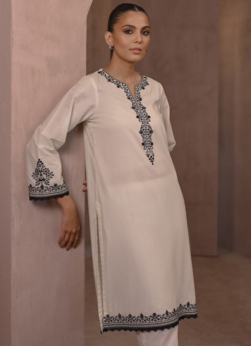 ivory-embroidered-kurta