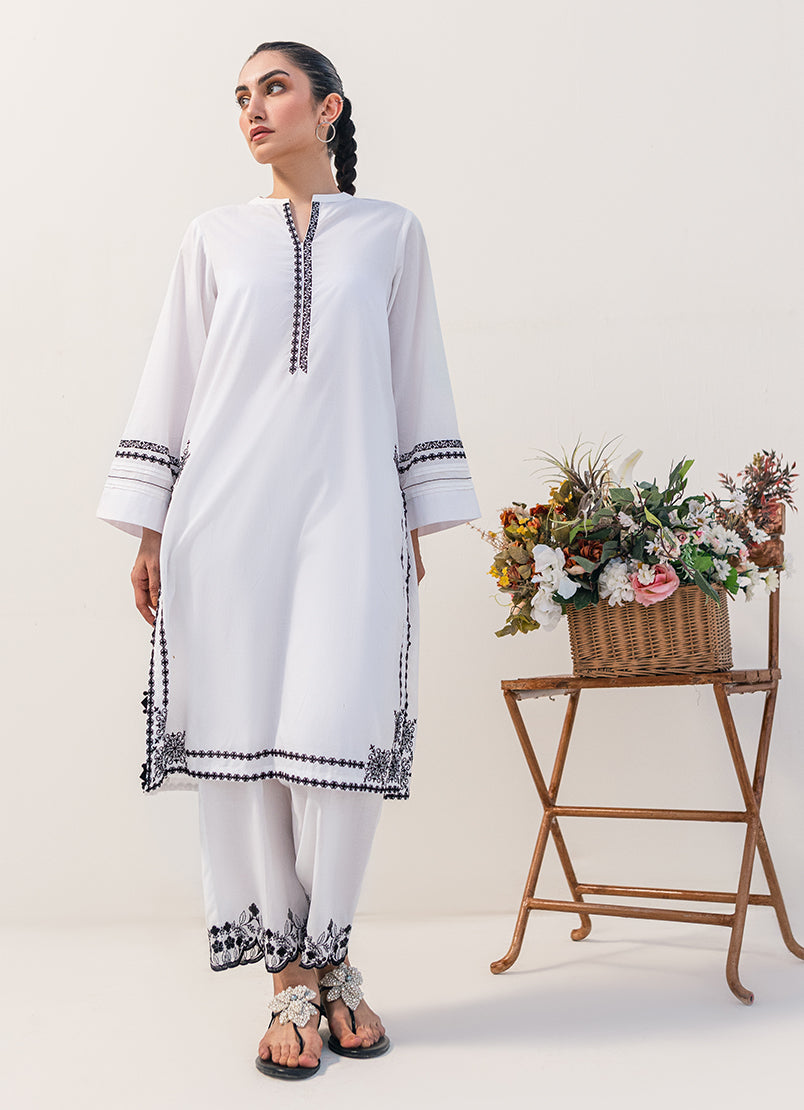 white-embroidered-kurta